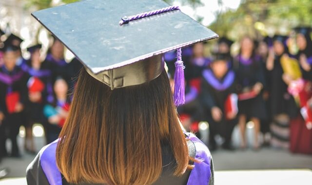 Job Hunting Tips for New Graduates in Sheffield