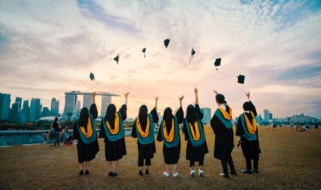 10 College Majors With the Highest Starting Salaries